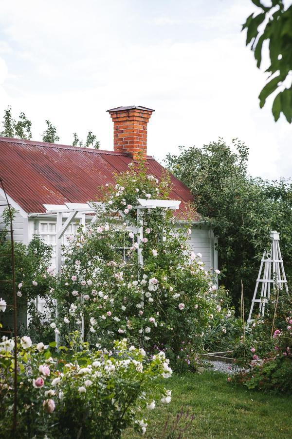 Vallby Cottage Enkoping Exterior photo
