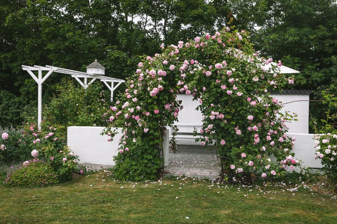 Vallby Cottage Enkoping Exterior photo