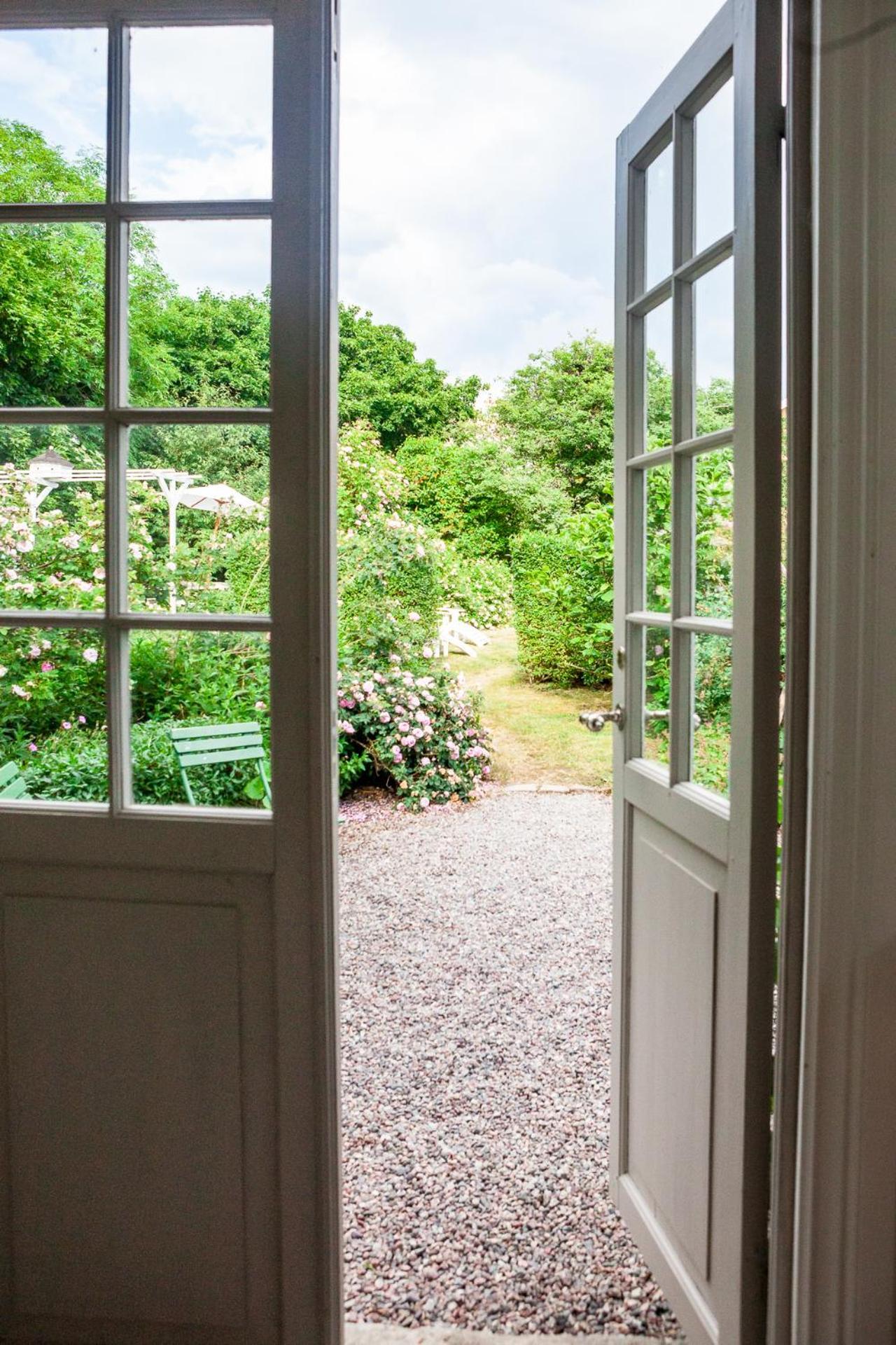 Vallby Cottage Enkoping Exterior photo